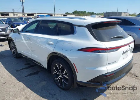 2025 Toyota Crown Signia Xle from USA, damaged, VIN JTDACAAJ1S3004939